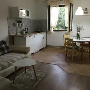 Rossa Apartment